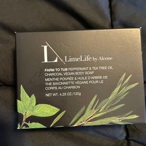 Farm to tub/ charcoal peppermint